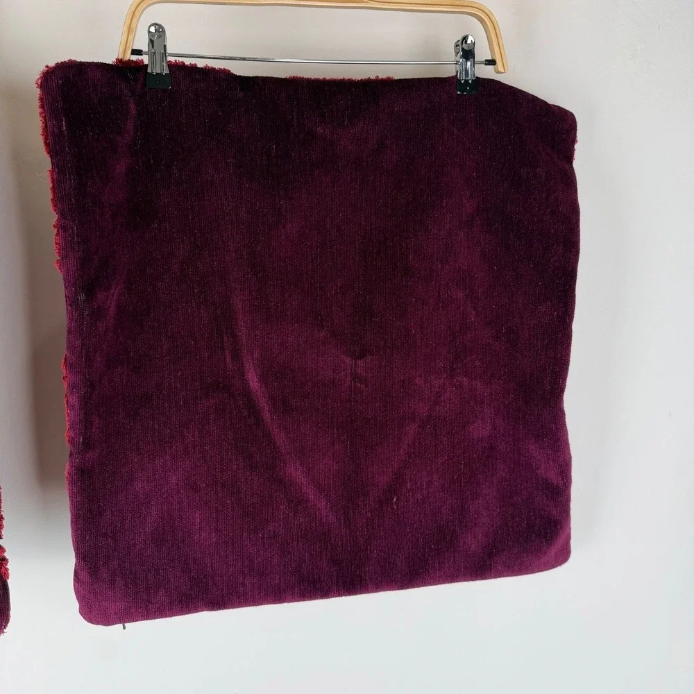 Pottery Barn Burgundy Red Damask Textured 22x22 Pillow Covers Set of 2